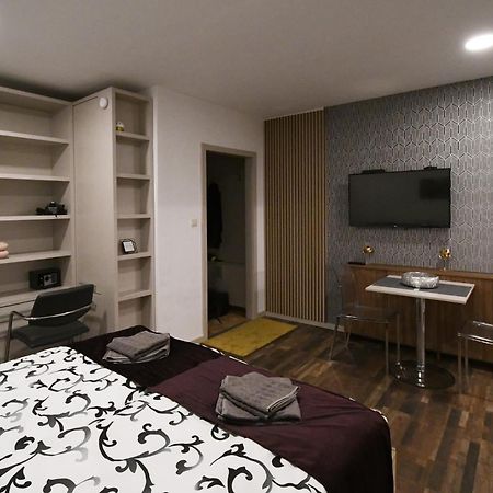 Nice Home Apartment 2 Abda Bagian luar foto